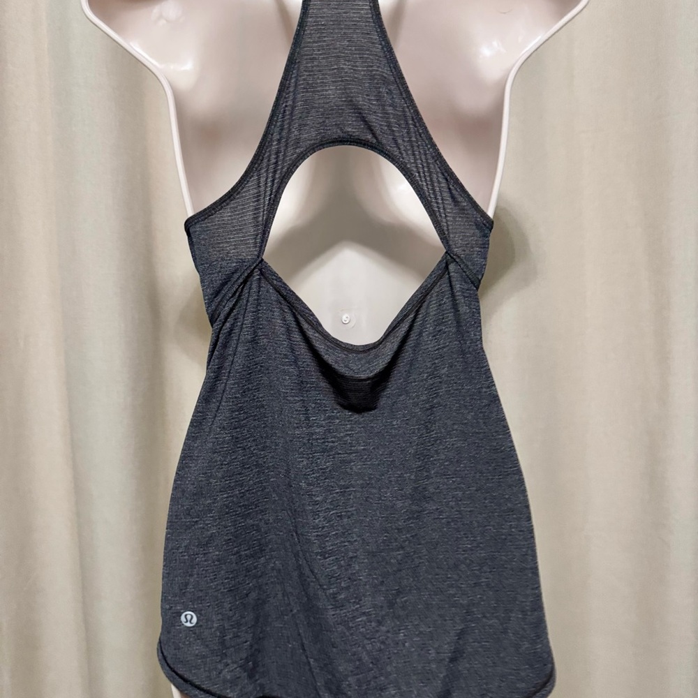 Lululemon Performance Tank 10